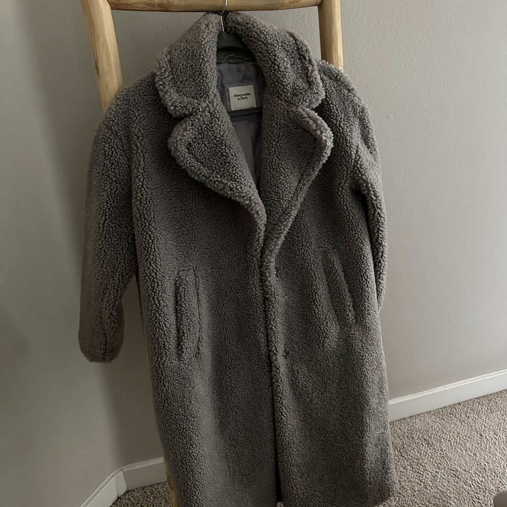 Abercrombie and Fitch Trench Coat WOOL NEW CONDITION